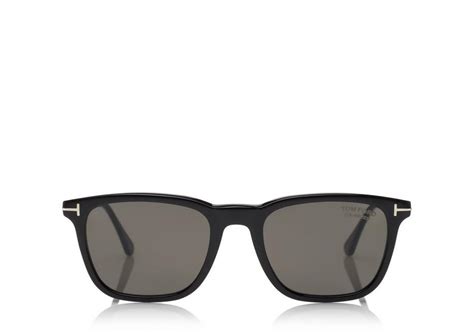 Tom Ford – ARNAUD SUNGLASSES .